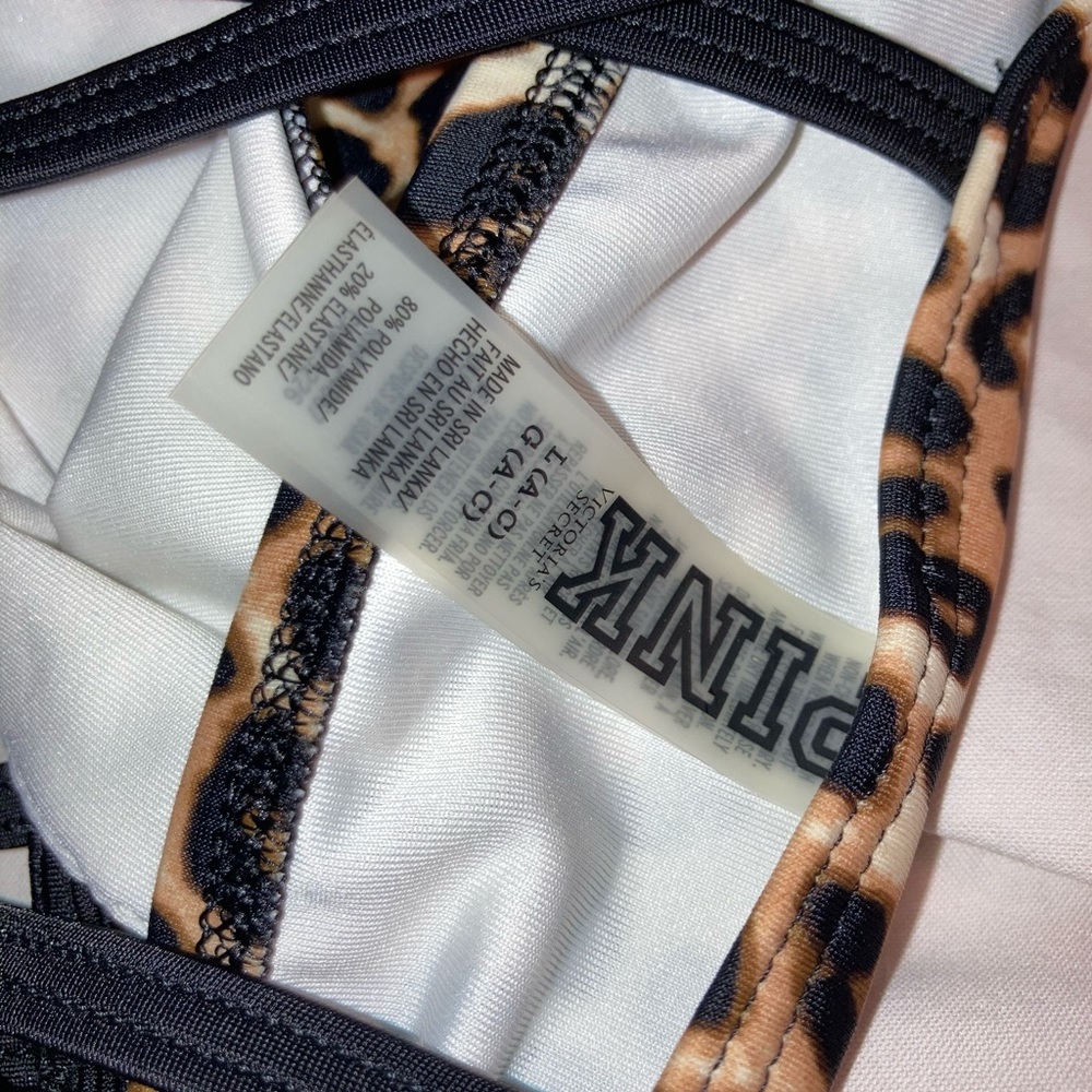 VS pink bathing suit - Picture 5 of 6